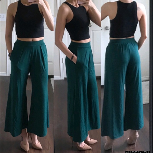 Uniqlo Pants - NWOT Uniqlo emerald green wide leg pants